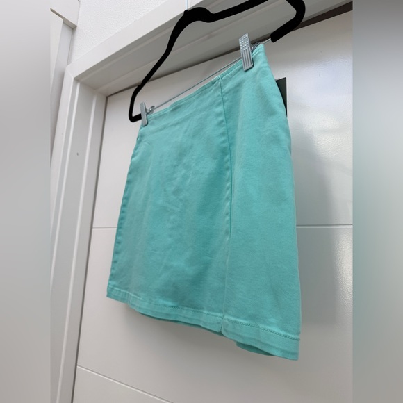 Wild Fable Notch Front Stretch Denim Mini Skirt Distressed Aqua Blue NWT Size 4 - Picture 5 of 9